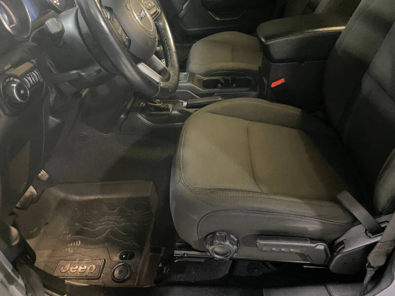 2020 Jeep Wrangler Unlimited Altitude