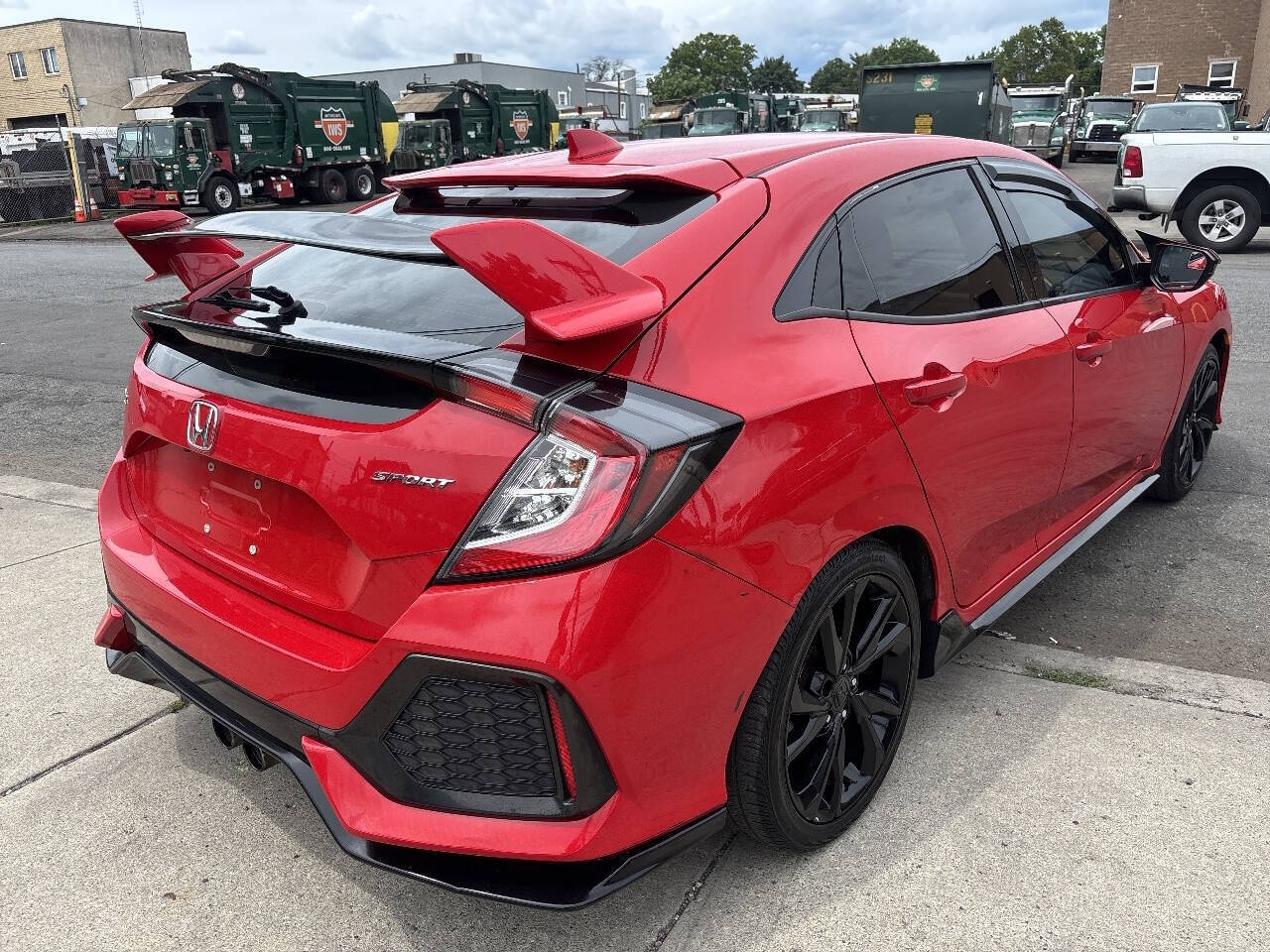 View vehicle photo 4