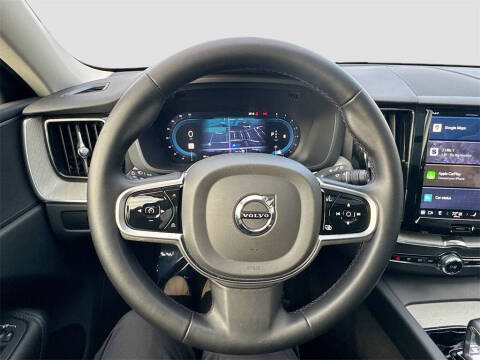 2025 Volvo XC60 B5 Plus Dark Theme