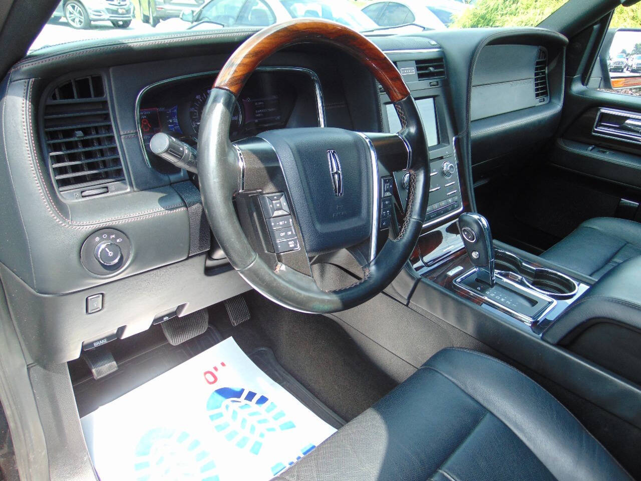 2016 Lincoln Navigator L for sale at Driven Pre-Owned in Lenoir, NC