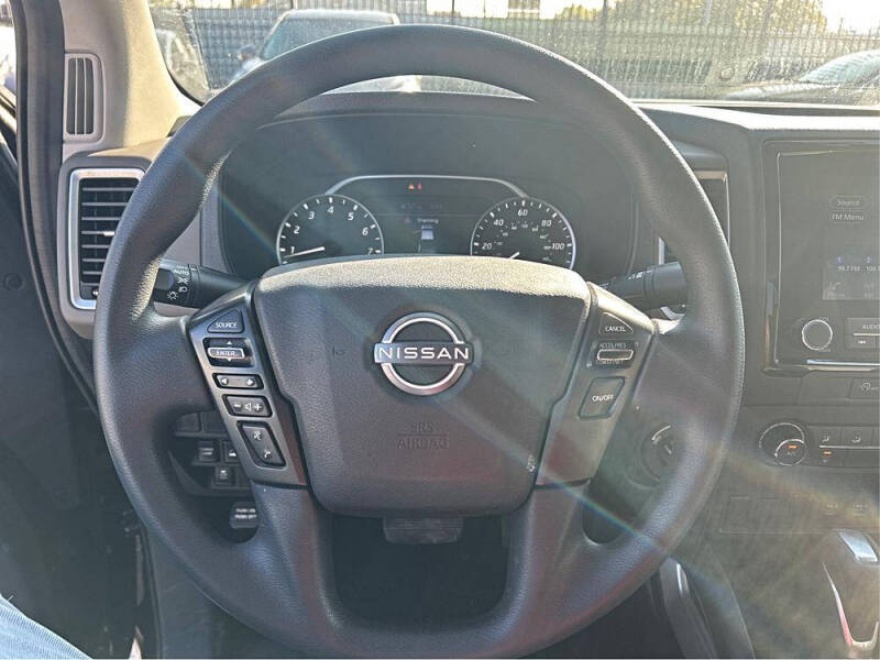 2024 Nissan Frontier