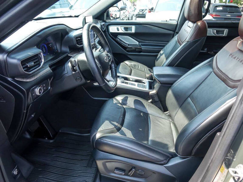 2022 Ford Explorer Platinum