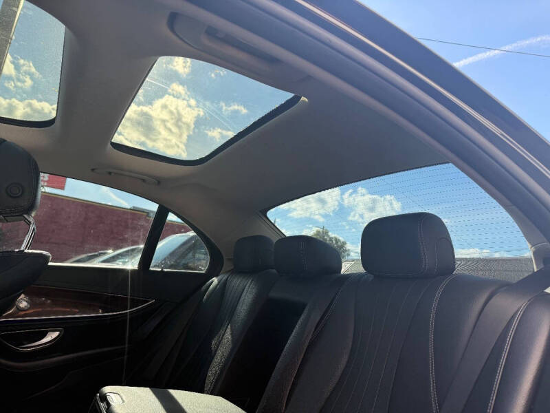 2017 Mercedes-Benz E-Class E 300 4MATIC