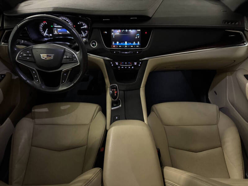 2018 Cadillac XT5 Premium Luxury