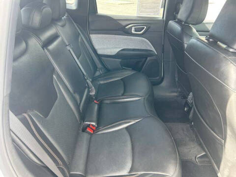 2023 Jeep Compass Latitude Lux