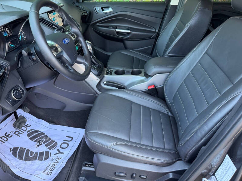 2016 Ford Escape SE