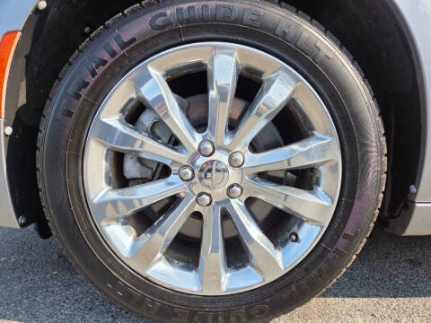 2015 Chrysler 300 Limited