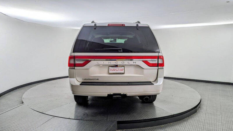 2017 Lincoln Navigator Reserve