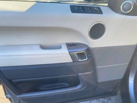 2017 Land Rover Range Rover Sport HSE