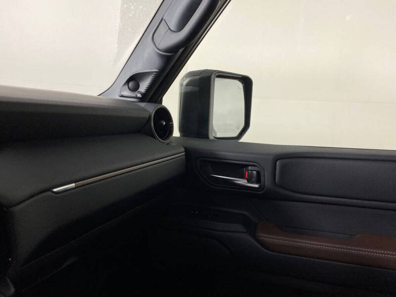 2025 Toyota Land Cruiser