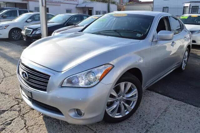 2011 Infiniti M37 x