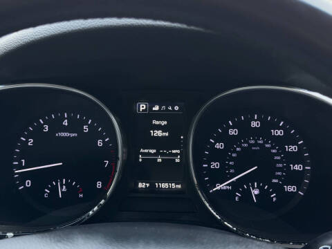 2017 Hyundai Santa Fe SE