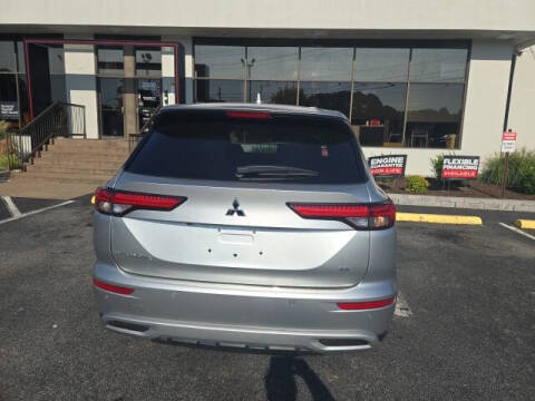 2024 Mitsubishi Outlander SE