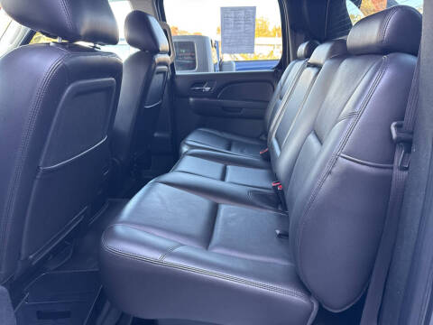 2011 Chevrolet Avalanche LTZ