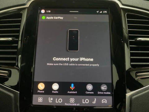 2025 Volvo XC90 T8 Plus Bright Theme 7P