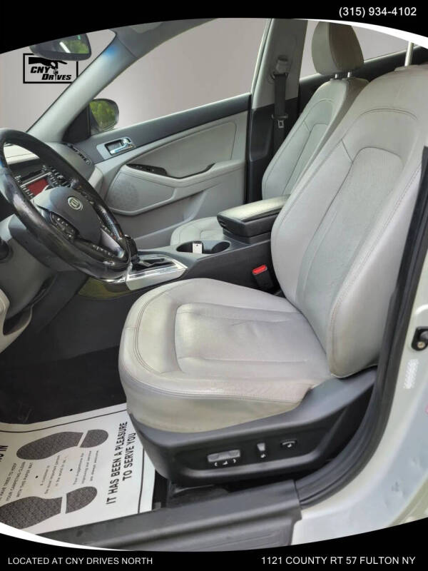 2011 Kia Optima EX Turbo
