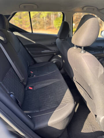 2022 Nissan Kicks S