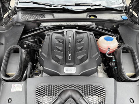 2016 Porsche Macan S