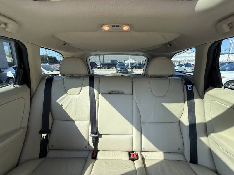 2013 Volvo XC60 3.2 Platinum