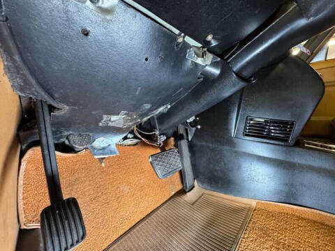 1975 Mercedes-Benz 300-Class