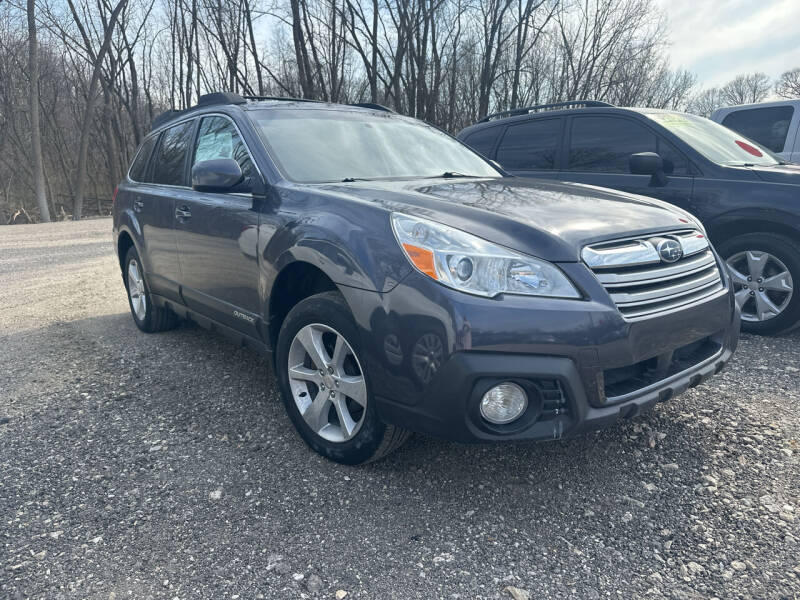 Used 2014 Subaru Outback 2.5i Premium with VIN 4S4BRBCC3E3213459 for sale in Valparaiso, IN