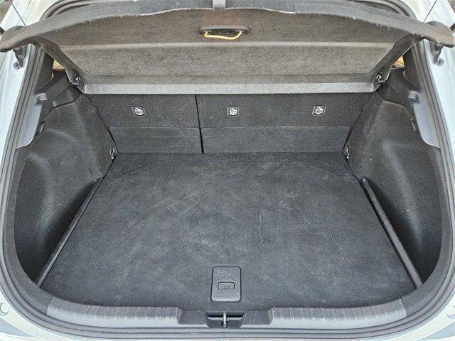 2024 Toyota Corolla Hatchback SE