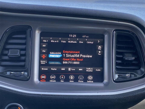 2022 Dodge Challenger SXT