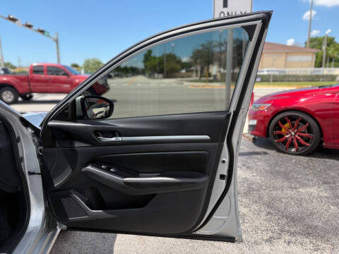 2023 Nissan Altima 2.5 SV