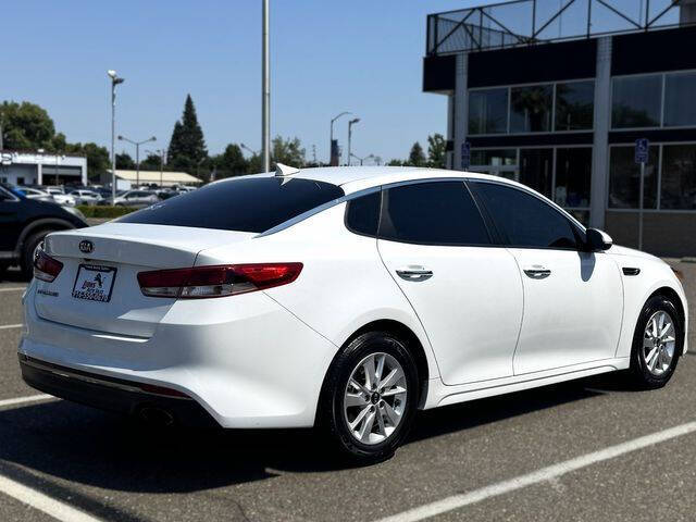 2016 Kia Optima LX