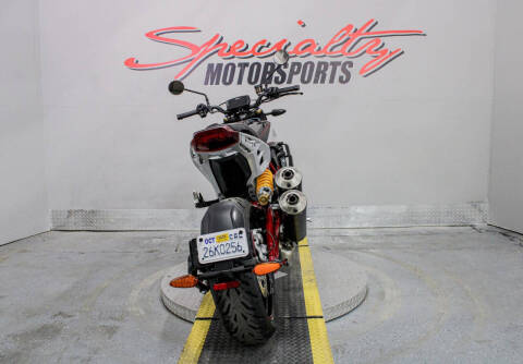 2022 Indian FTR R Carbon