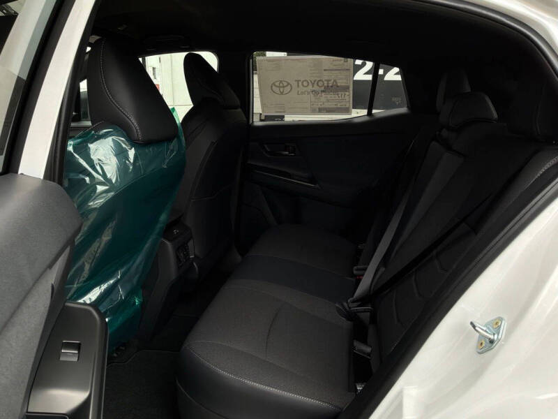 2026 Toyota C-HR SE