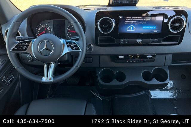 2025 Mercedes-Benz Sprinter