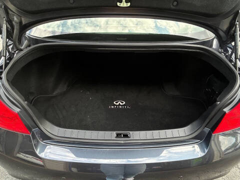 2012 Infiniti G37 Sedan x