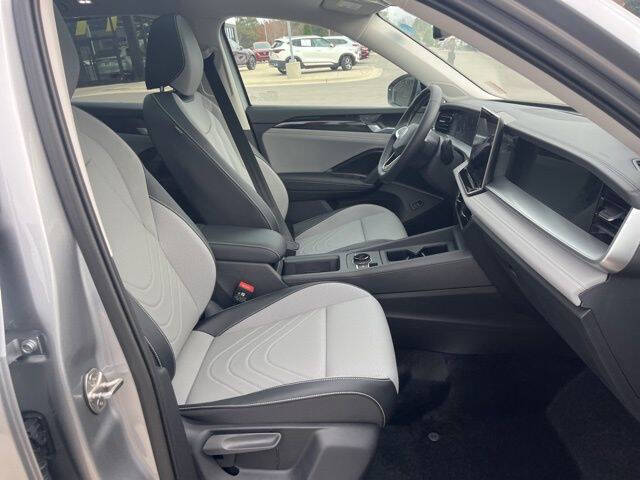 2026 Volkswagen Tiguan SE 4Motion