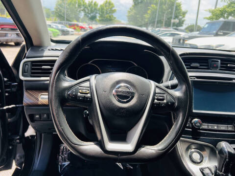 2017 Nissan Maxima Platinum