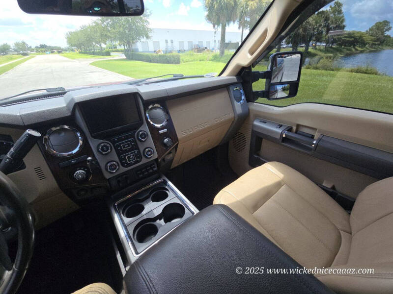 2015 Ford F-350 Super Duty Lariat