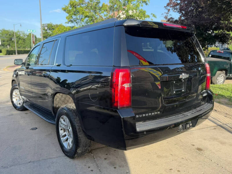2019 Chevrolet Suburban LT