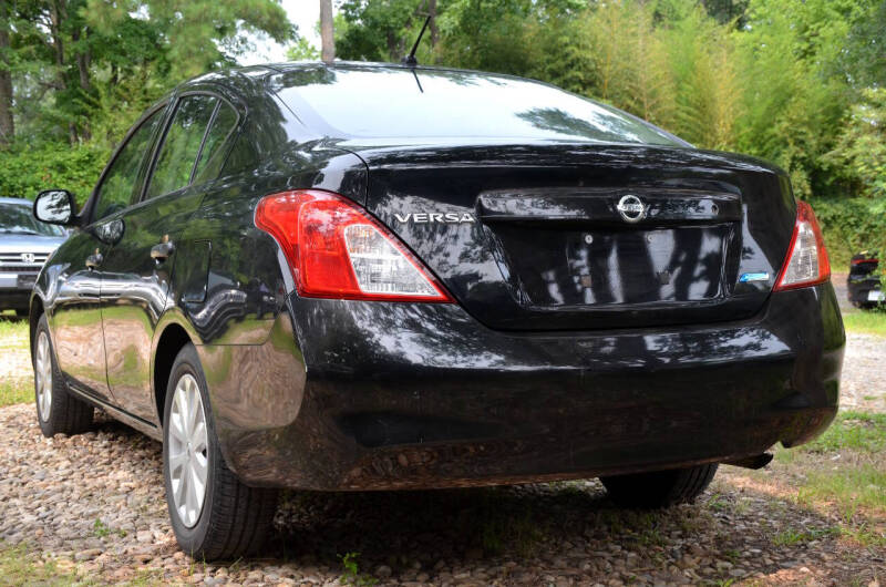 2012 Nissan Versa 1.6 S