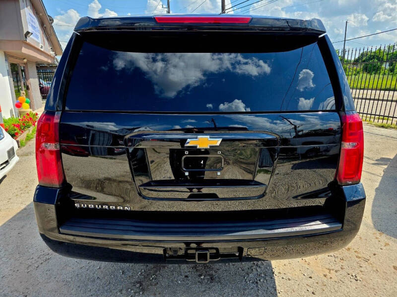 2020 Chevrolet Suburban LT