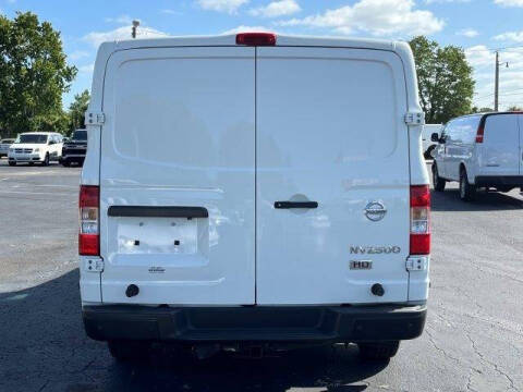 2021 Nissan NV 2500 HD SV