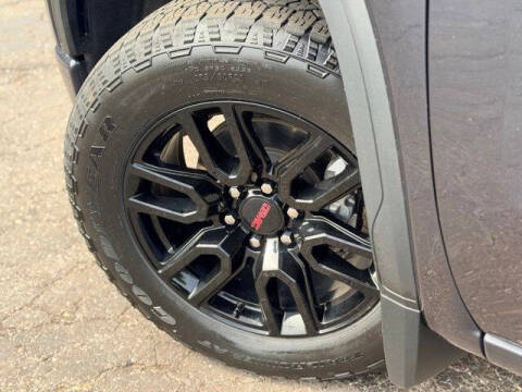 2024 GMC Sierra 1500 Elevation Standard