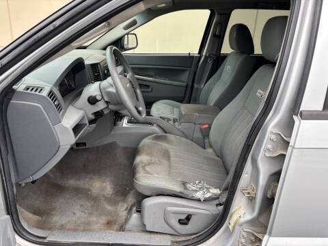 2006 Jeep Grand Cherokee Laredo