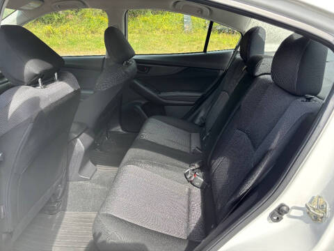 2017 Subaru Impreza 2.0i