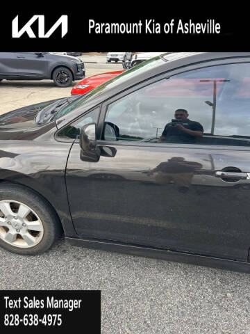 2010 Nissan Versa 1.8 SL