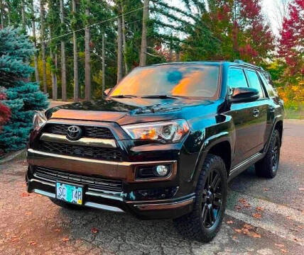 2019 Toyota 4Runner for sale at CLEAR CHOICE AUTOMOTIVE in Milwaukie OR