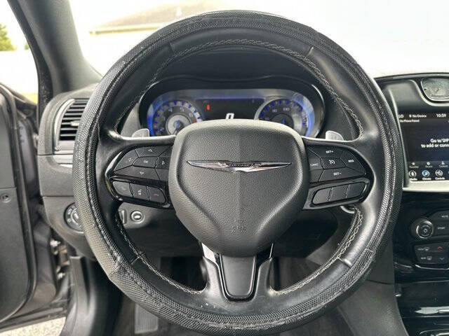 2018 Chrysler 300 S