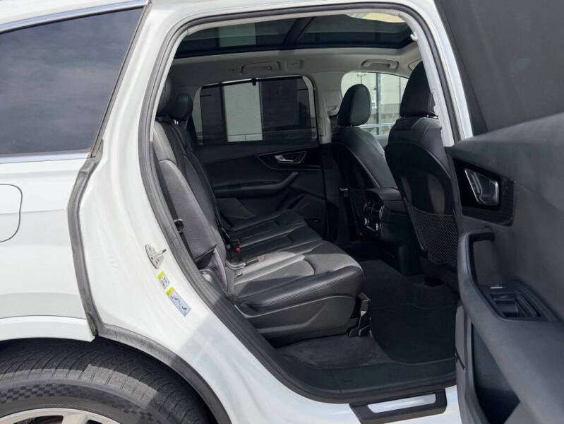 2017 Audi Q7 3.0T quattro Prestige
