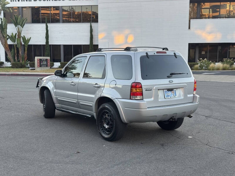2004 Ford Escape Limited