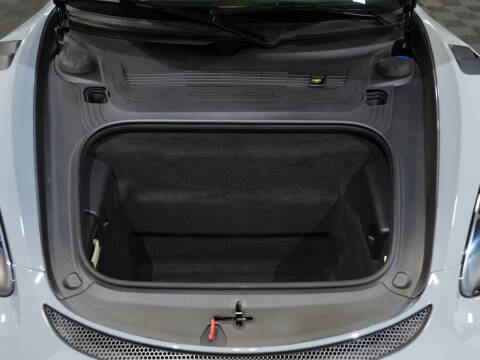 2023 Porsche 718 Cayman GT4 RS