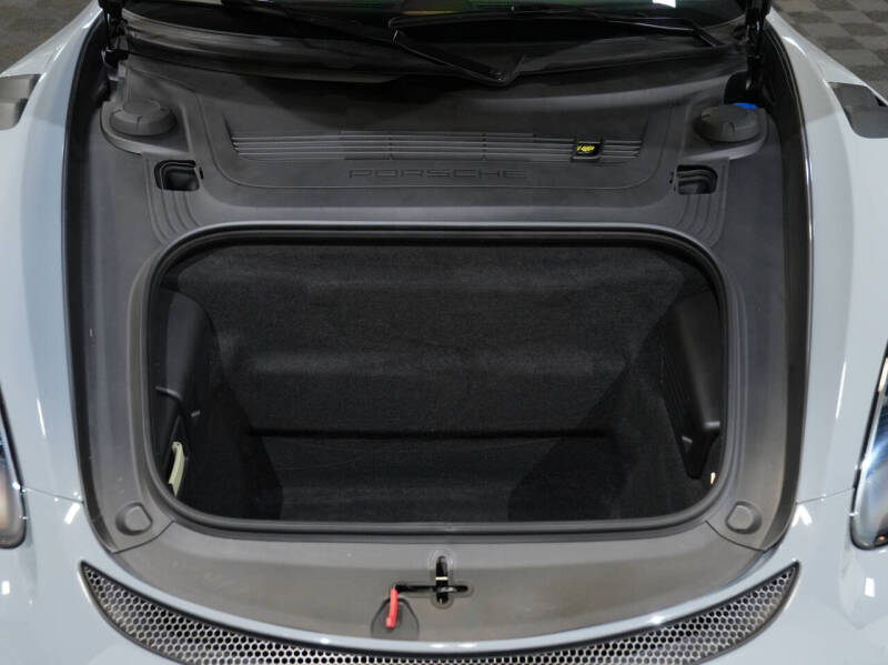 2023 Porsche 718 Cayman GT4 RS